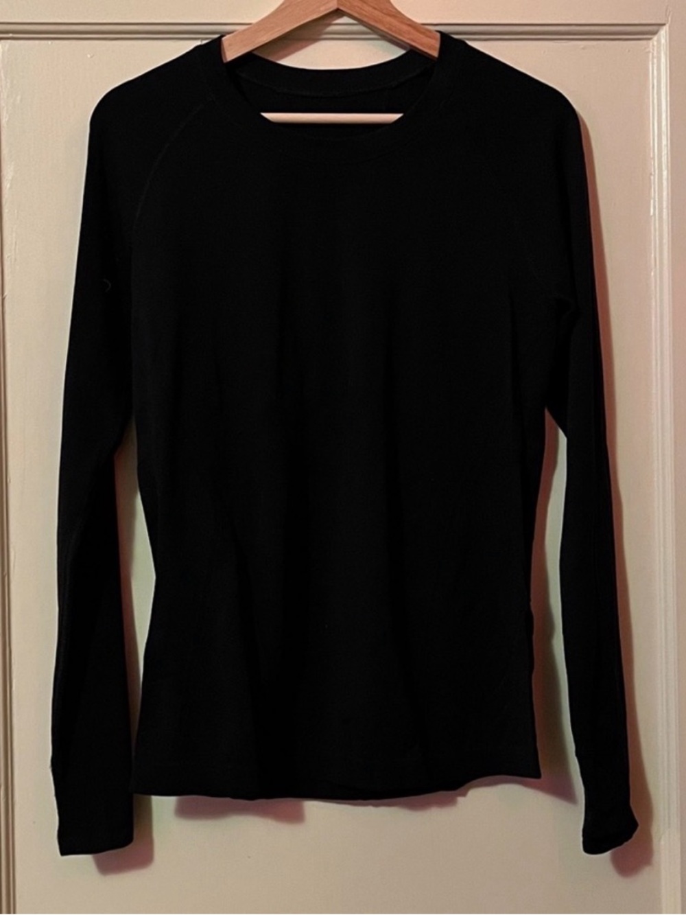 Athleta Momentum Seamless Sport Length Top - Picture 3 of 5